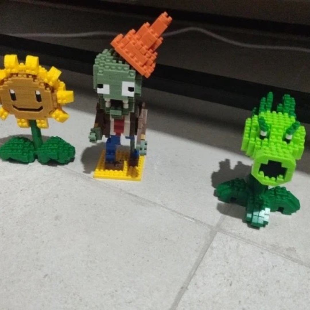Plants VS Zombies Blocks Small - Kids Zombie Toys 评论和价格